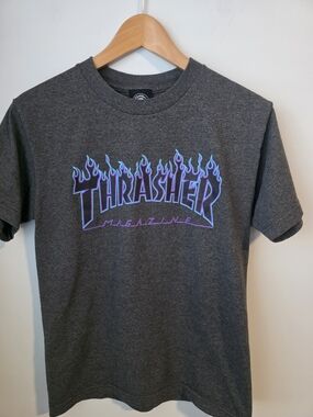 Thrasher Magazine Flame Logo Tee – Charcoal Gray | Size S